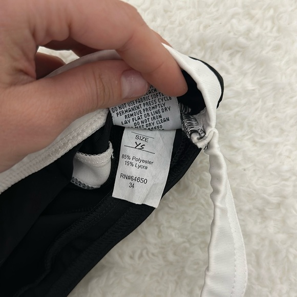 New Varsity Black & White Sports Bra with Sequin Sparkle Star Size Youth Small - Picture 7 of 7